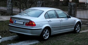 E46 325i sedan - 2