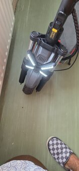 Segway eKickScooter ZT3 Pro E - 2