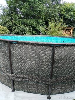 Prodám bazén 4,5x1,3 k opravě - 2