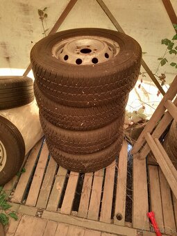 Pneu 225/70 R 15 C - 2