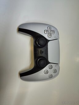 SONY Wireless Controller – Model: CFI-ZCT1W (DualSense) - 2