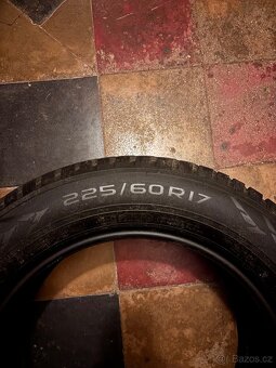 Celoroční pneu Nokian 225/60 r17 Suv - 2