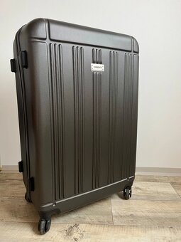 Velký skořápkový cestovní kufr Torrente Couture - 2