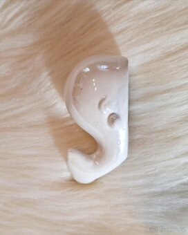 Dekorace malá velryba perleťová bílá - 2