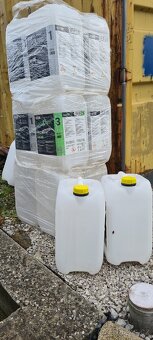 Plastové kanystry 20l - 2