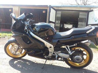 Honda VFR 750 RC 36 - 2