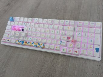 Custom mechanická klávesnice AKKO Doraemon Rainbow 3098B - 2