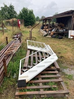 Ocelové schodiště - 2