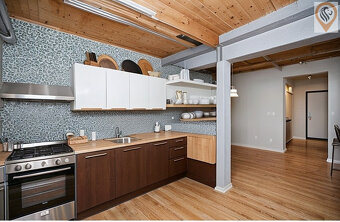 Prostorný byt 3 + 1 s plochou 93 m² ve Dvoře Králové nad Lab - 2