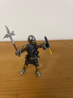 Schleich rytíř s kladivem - 2
