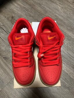 Nike SB Dunk Low Pro University Red - 2