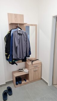 Předsíňová sestava/stěna s věšákem a zrcadlem - 2