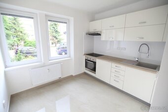 Pronájem byt 2+1 v Kolíně 60 m2 po nedávné rekonstrukci - 2