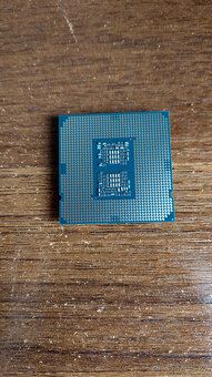 Intel Core I7-10700K (8C/16T) - 2