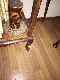 Stary viceucelovy stolek - 2