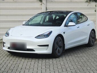 Tesla Model 3 0,0 239kW Standard Range Plus ČR 1.maj RWD A/ - 2