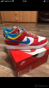 Nike Dunk Low - LeBron James Vel. 43 - 2