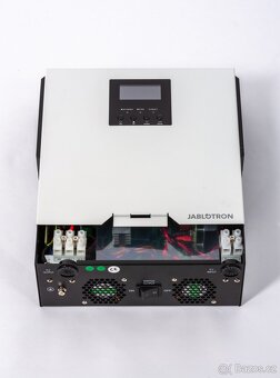 Regulátor JA-SOL-2,5KW - systém na ohřev vody. - 2