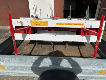 Obraceč a nahrabovač píce za malotraktor - 2