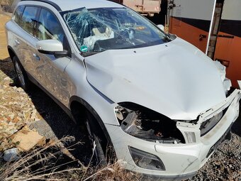 Volvo XC60 2.4D 136kw automat díly - 2