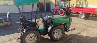 Malotraktor Farmář Wisconsin a přívěs traktorový vč. přísluš - 2