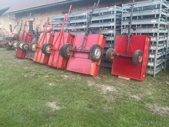 Prodám vozíky za malotraktor TERA VARI - 2