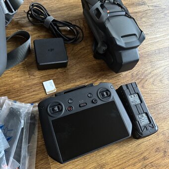 Dji Mavic 3 PRO + RC PRO + 2x baterie - 2