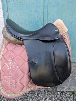 Prodám/vyměním drezurní sedlu Taurus Cobra 17"/2 - 2