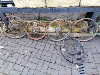 kola MANET 90 3ks kývačka čz - 2