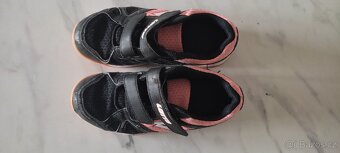 Dětská sálová obuv Lotto, vel. 34 - 2