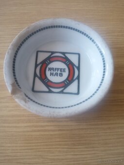 Starý malý popelník - 2