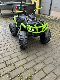 Elektrická čtyřkolka - 2