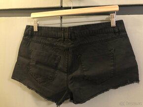 Dámské šortky velikost 38 - 2