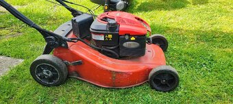Sekačka se startováním a velmi silným motorem - 2