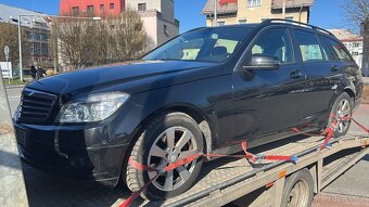 Náhradní díly na Mercedes C-class w204 - 2