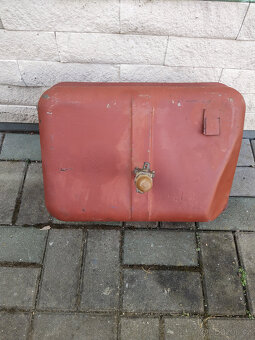 Palivová nádrž - 2