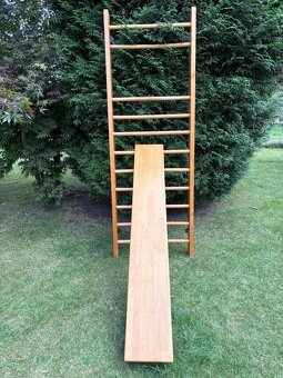 Ribstol s lavici - 2