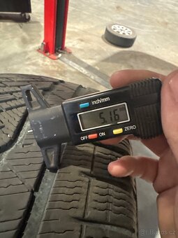 Sada zimni pneu 235/55R18 - 2