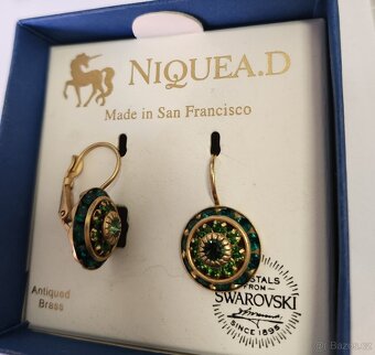 Nové náušnice se zelenými kamínky - 2