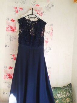 Nádherné dlouhé společenské šaty 40/42 - 2