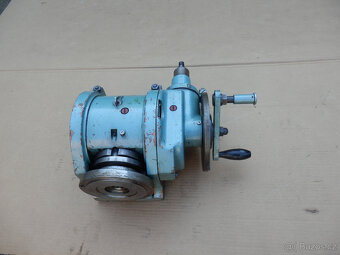 Dělička na frezku UDG- 250 - 2