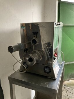 Stroj na výrobu těstovin Vicentia (Mod. 90) -profi - 2