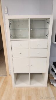 KALLAX police IKEA - 2