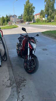 Honda CB 1000r - 2
