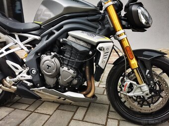 Triumph Speed Triple 1200 RS - 2