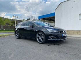 Opel Astra J Tourer 1.6 SIDI - 2