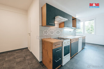 Pronájem bytu 3+1, 68 m², Blatná, ul. Na Bílé husi - 2