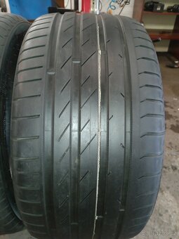 2xletní pneu 275/35/20.Nokian. - 2