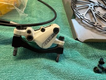 Přední brzda Elixir 5 a Shimano klika s přsnykačem Slx - 2