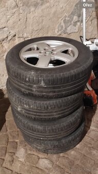Letní pneu 195/65 r15 - 2
